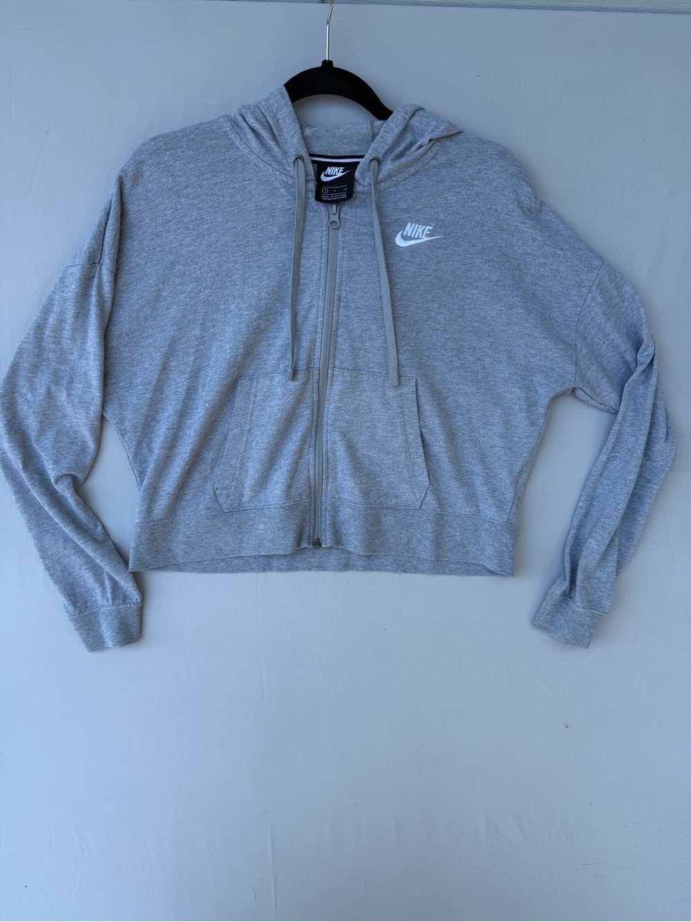 Nike Women’s Heather Gray Cropped Zip Hoodie